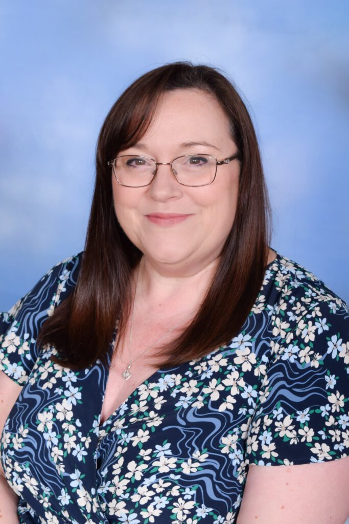 Mrs T Farmer