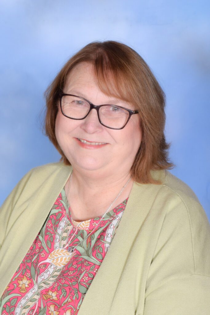 Mrs A Cashmore