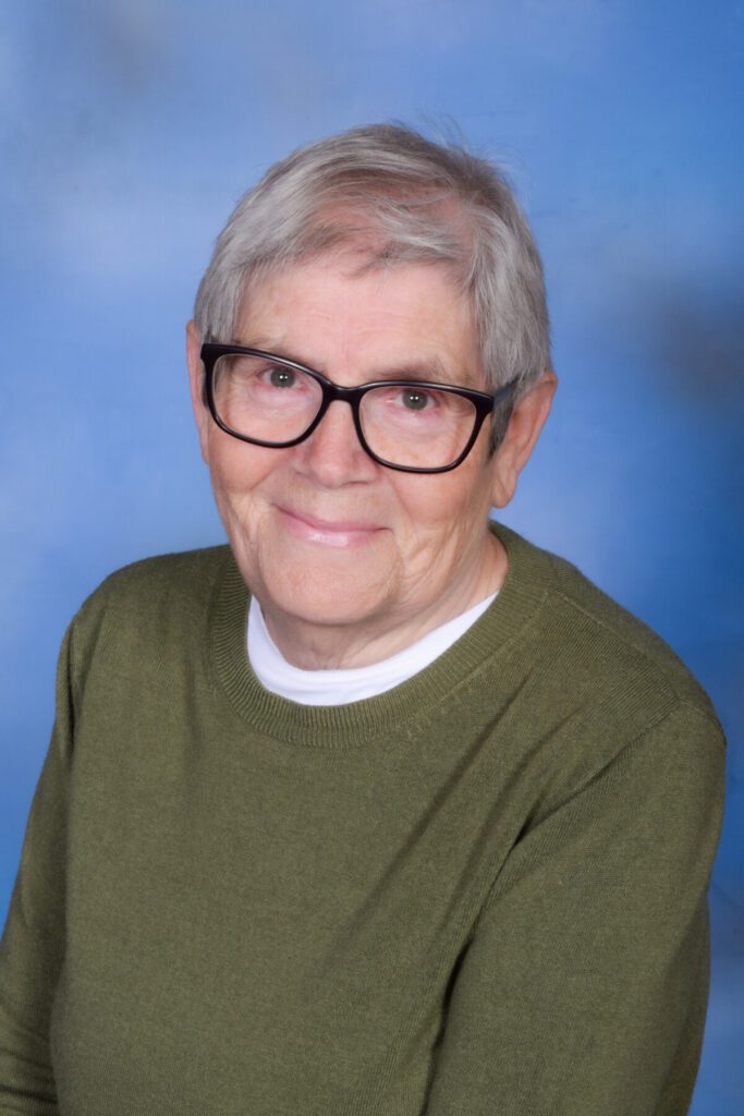 Mrs L Bennett